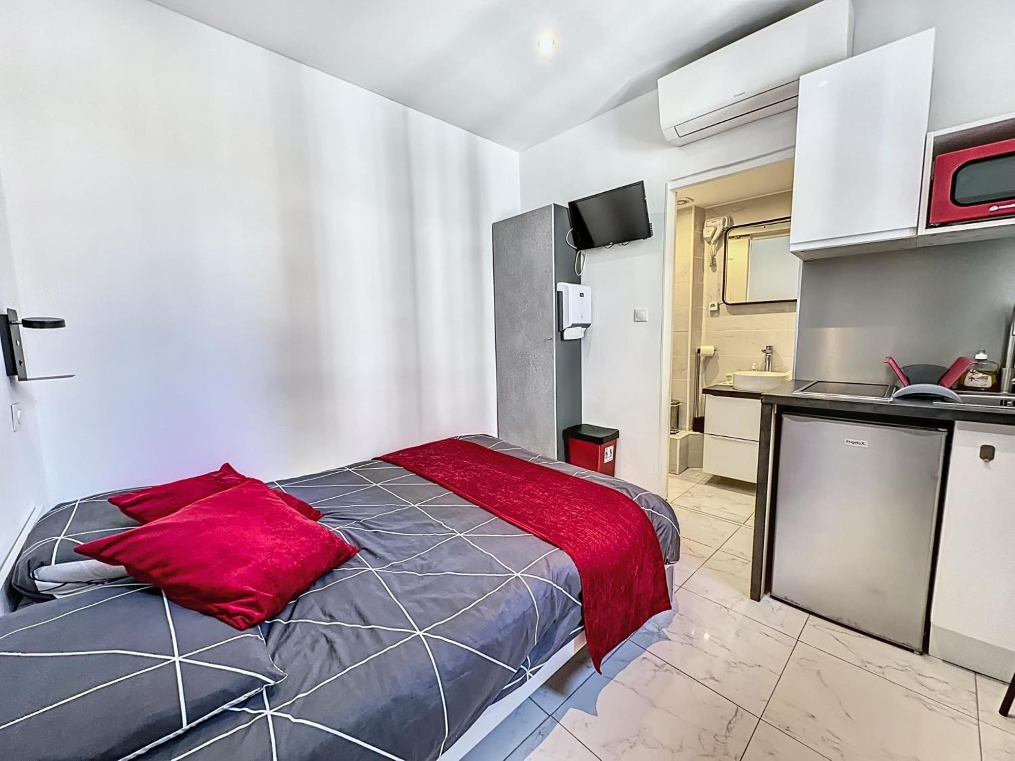 Sweet Home Marceau 6 Studios Hyper Centre Proche De La Mer Et Du Palais Cannes Zewnętrze zdjęcie